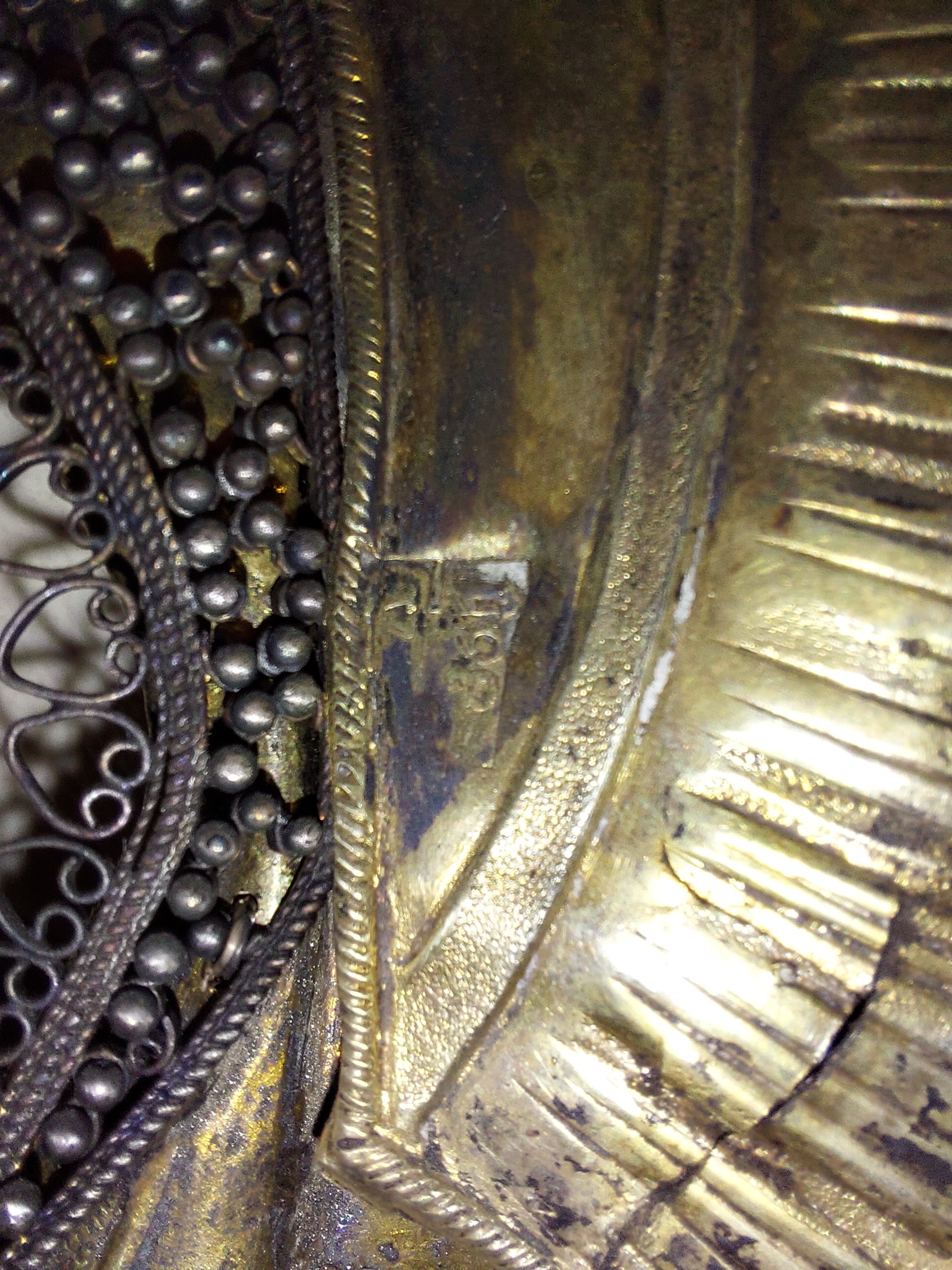 Икона Владимирская БМ в серебряном окладе. Фотография 8