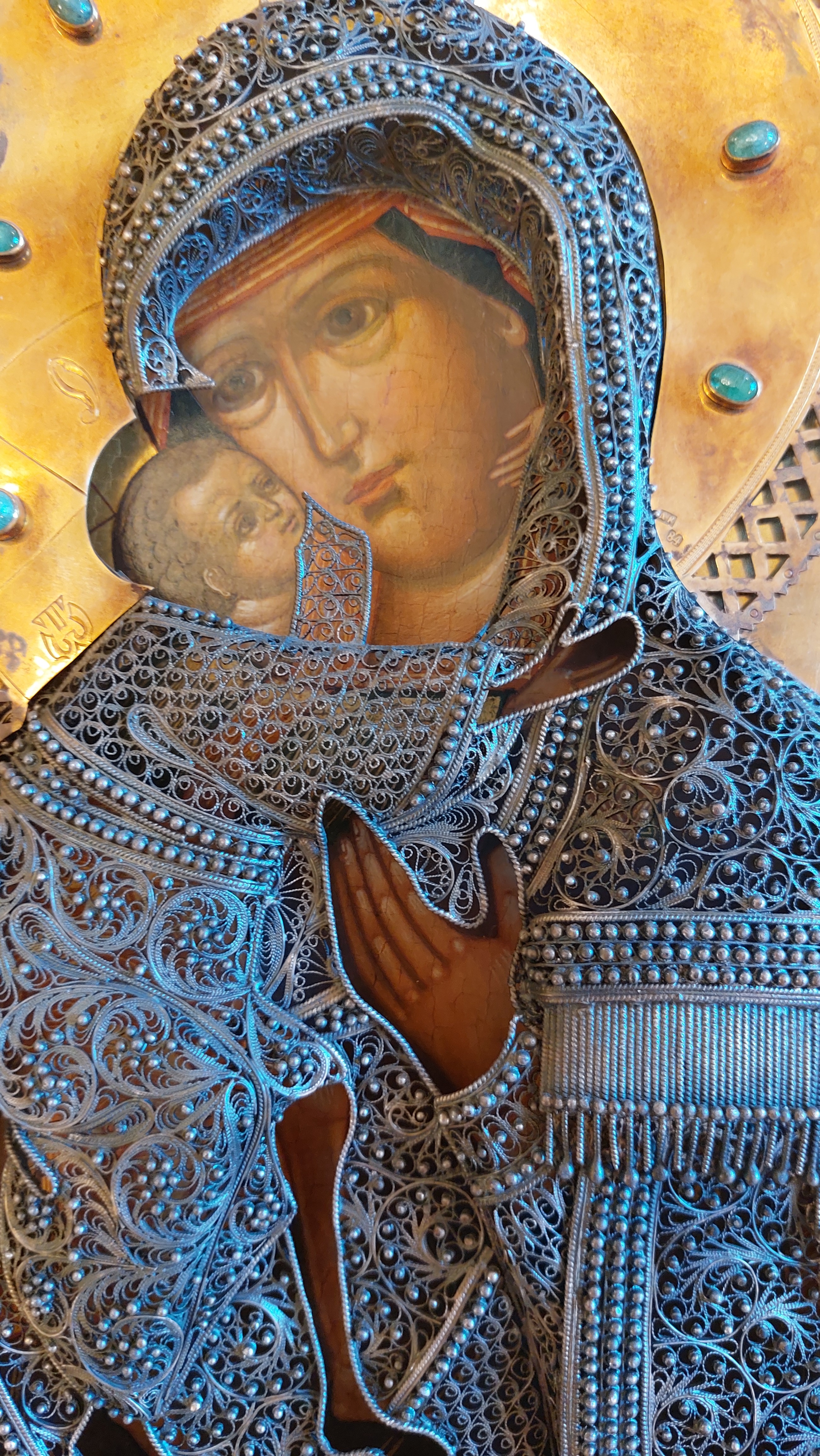 Икона Владимирская БМ в серебряном окладе. Фотография 4